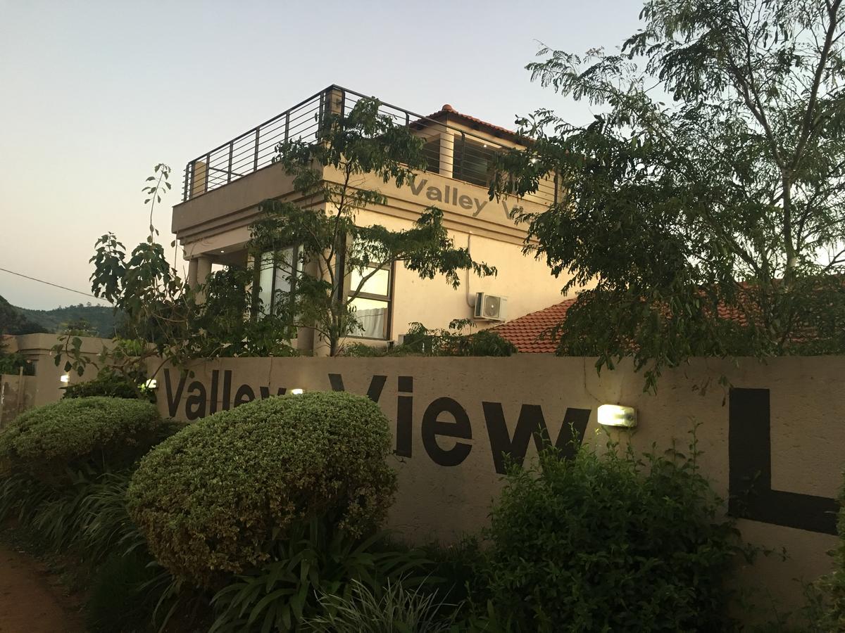 Valley View Lodge Kwaluseni Exterior foto